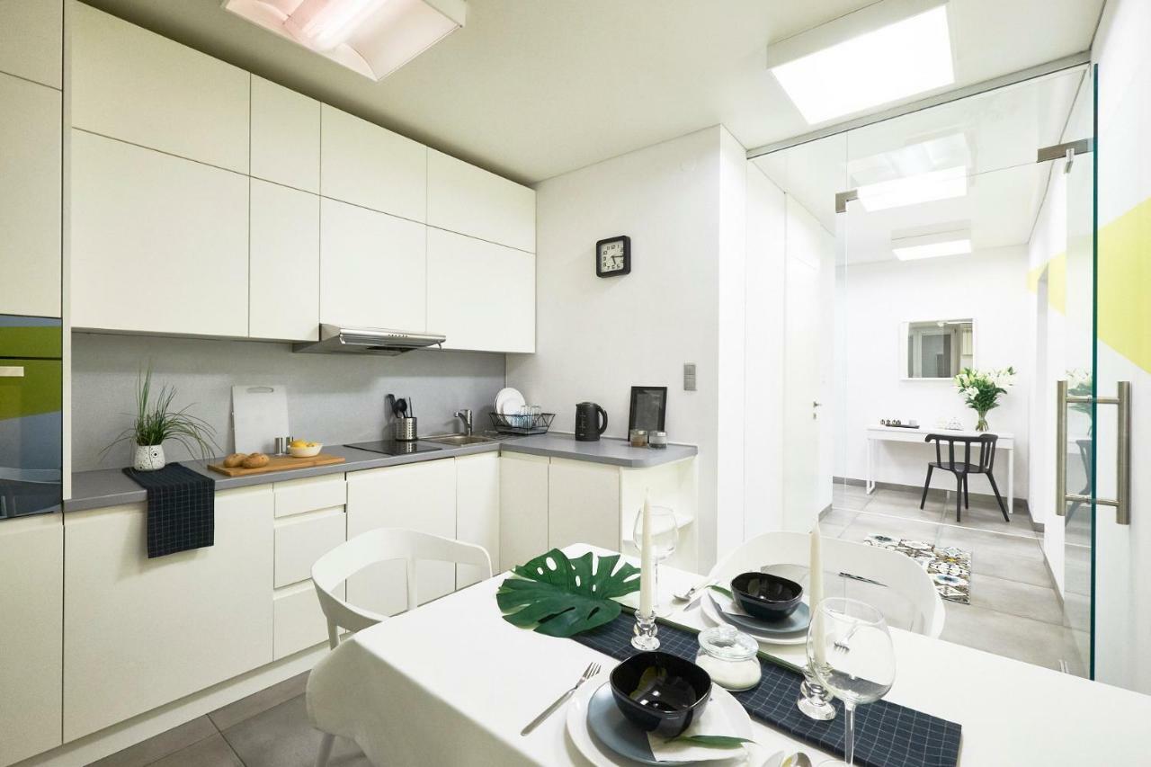 Xavier Boutique Apartment Varsó Kültér fotó